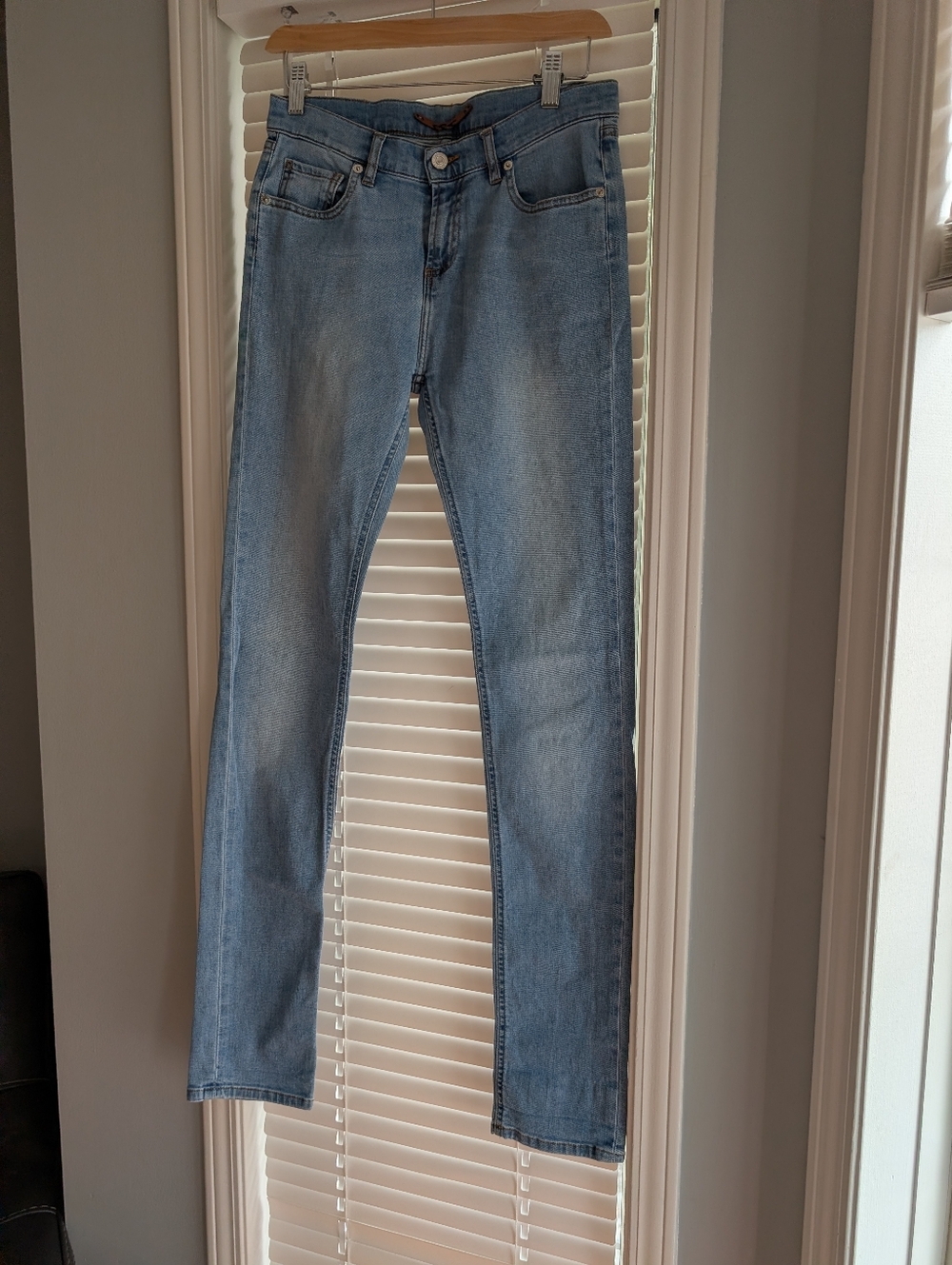 Lacoste jeans size 27